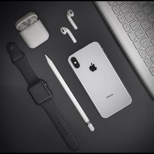 iPhone 8 Plus ( Brand new)